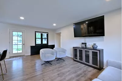 511 Everett Avenue, Crystal Lake, IL 60014 - Photo 14