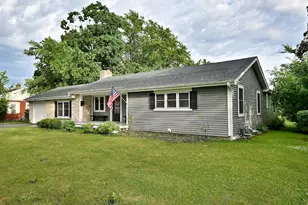 511 Everett Ave, Crystal Lake, IL 60014 - Photo 2