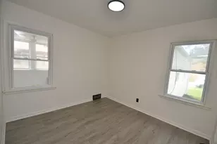 2020 N Rockton Ave, Rockford, IL 61103 - Photo 12