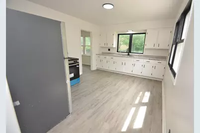 2020 N Rockton Avenue, Rockford, IL 61103 - Photo 6