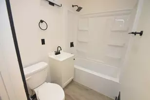 2020 N Rockton Ave, Rockford, IL 61103 - Photo 10