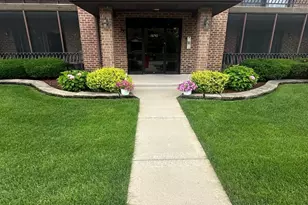16743 Paxton Ave, Tinley Park, IL 60477 - Photo 2