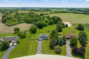 47W625 Shirewood Farm Rd, Hampshire, IL 60140 - Photo 30