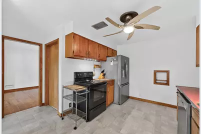 809 Woodlawn Drive, Dekalb, IL 60115 - Photo 28