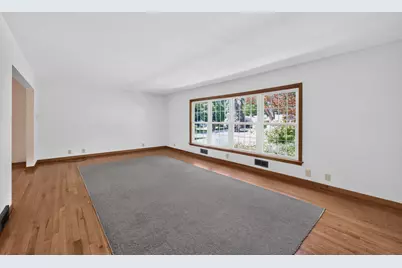 809 Woodlawn Drive, Dekalb, IL 60115 - Photo 22