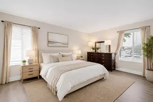 6176 Knoll Ln Ct, Willowbrook, IL 60527 - Photo 8