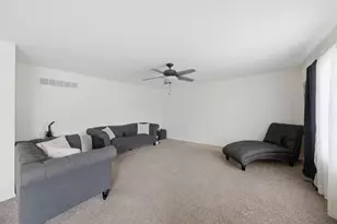 2707 Misty Brook Ln, Joliet, IL 60432 - Photo 8