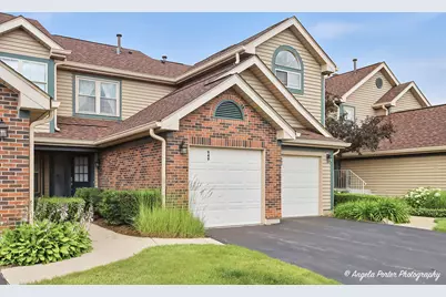 949 Ridgefield Lane, Wheeling, IL 60090 - Photo 1