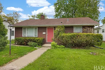 916 Chestnut Street, Waukegan, IL 60085 - Photo 1