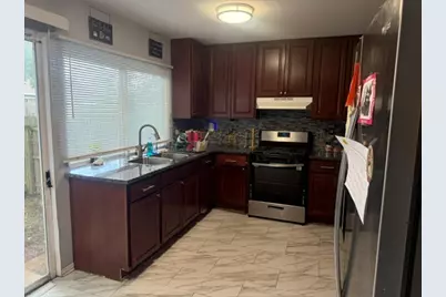 1133 Williamsburg Road, Country Club Hills, IL 60478 - Photo 2