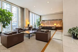 3550 N Lake Shore Dr, Chicago, IL 60657 - Photo 2