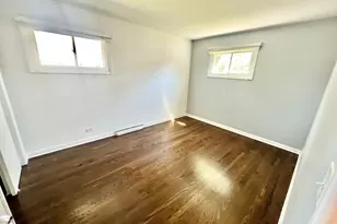 128 E Normandy Dr, Addison, IL 60101 - Photo 10