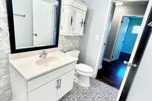 128 E Normandy Dr, Addison, IL 60101 - Photo 14