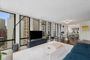 200 E Delaware Pl, Chicago, IL 60601 - Photo 6