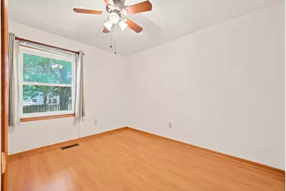 1644 Bayberry Lane, Sycamore, IL 60178 - Photo 16