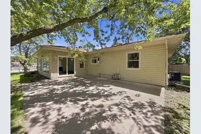 1644 Bayberry Lane, Sycamore, IL 60178 - Photo 4