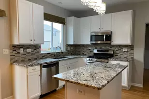 2904 Aberdeen Dr, Montgomery, IL 60538 - Photo 6