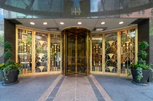 111 E Chestnut St, Chicago, IL 60611 - Photo 2