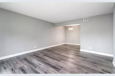 11 Oak Creek Drive #1120, Buffalo Grove, IL 60089 - Photo 10