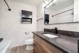 11 Oak Creek Dr, Buffalo Grove, IL 60089 - Photo 18