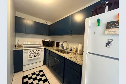 5320 N Sheridan Road #1210, Chicago, IL 60640 - Photo 12