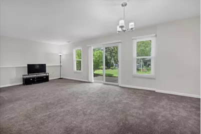 1820 Claremont Road, Hoffman Estates, IL 60169 - Photo 22