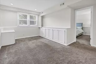 1820 Claremont Rd, Hoffman Estates, IL 60169 - Photo 24