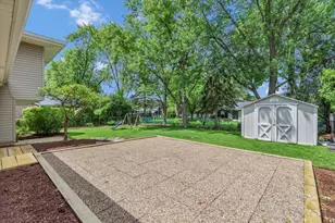 1820 Claremont Rd, Hoffman Estates, IL 60169 - Photo 30