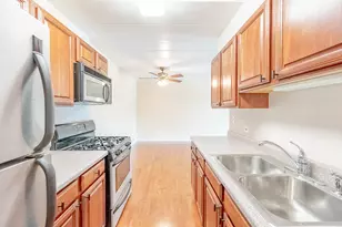 1000 S Lorraine Rd, Wheaton, IL 60189 - Photo 8