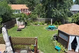 547 Grimes Ave, Naperville, IL 60540 - Photo 24