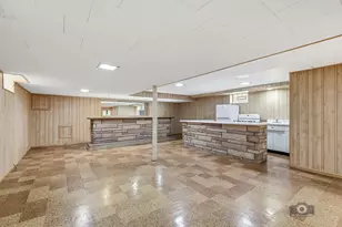 3221 N Pioneer Ave, Chicago, IL 60634 - Photo 12