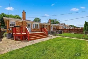 3221 N Pioneer Ave, Chicago, IL 60634 - Photo 22