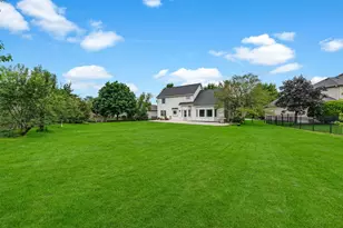 4756 Fesseneva Ln, Naperville, IL 60564 - Photo 58