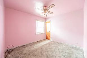 8042 S Sacramento Ave, Chicago, IL 60652 - Photo 8