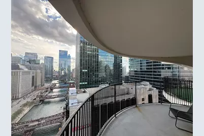 300 N State Street #3001, Chicago, IL 60654 - Photo 8