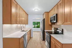 3070 Pheasant Creek Dr, Northbrook, IL 60062 - Photo 10