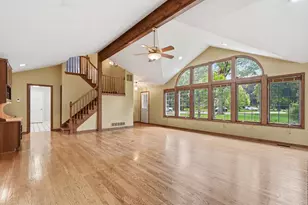 700 South Dr, Burr Ridge, IL 60527 - Photo 10