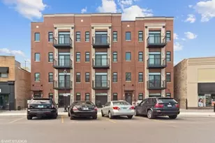 20 W Conti Pkwy, Elmwood Park, IL 60707 - Photo 2