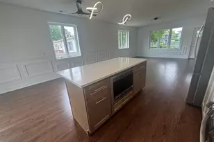 6939 W 95th Pl, Oak Lawn, IL 60453 - Photo 8