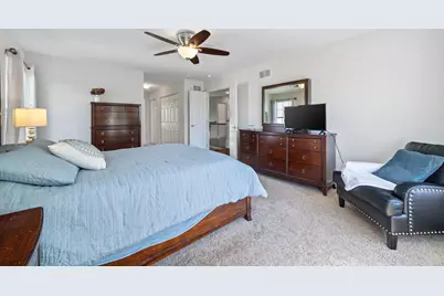 1214 Ridgewood Court, Vernon Hills, IL 60061 - Photo 22