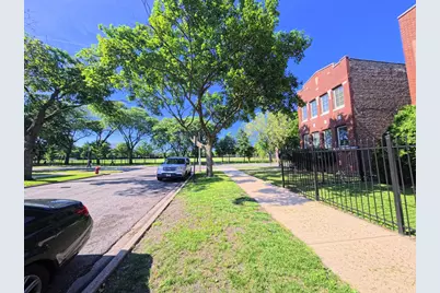1755 N Meade Avenue, Chicago, IL 60639 - Photo 12
