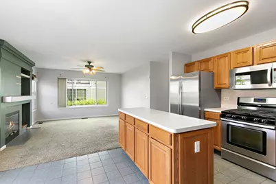 349 Hampton Court, Crystal Lake, IL 60012 - Photo 10
