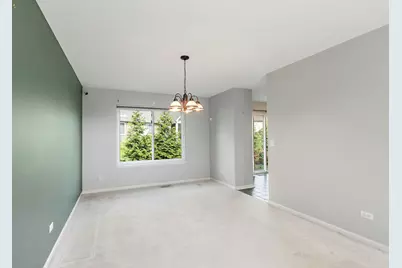 349 Hampton Court, Crystal Lake, IL 60012 - Photo 6