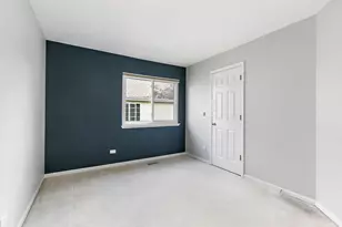 349 Hampton Ct, Crystal Lake, IL 60012 - Photo 18
