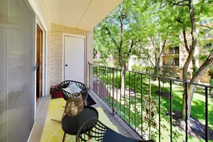 6430 W Belle Plaine Ave, Chicago, IL 60634 - Photo 20
