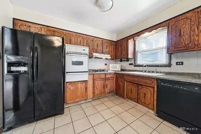 9304 Meade Avenue, Oak Lawn, IL 60453 - Photo 12