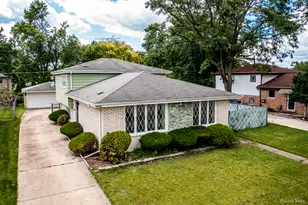 9304 Meade Ave, Oak Lawn, IL 60453 - Photo 1