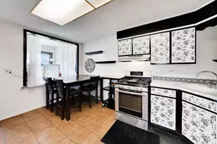 539 W 44th St, Chicago, IL 60609 - Photo 10