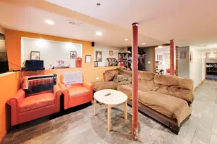 539 W 44th St, Chicago, IL 60609 - Photo 20