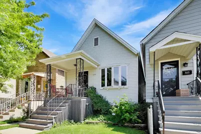 539 W 44th Street, Chicago, IL 60609 - Photo 1